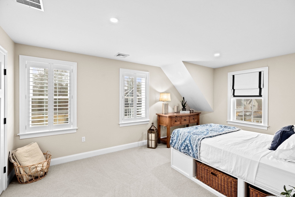 27 Farm Road Plymouth, MA 02360 - Photo 20 of 37 Gallery Image 20