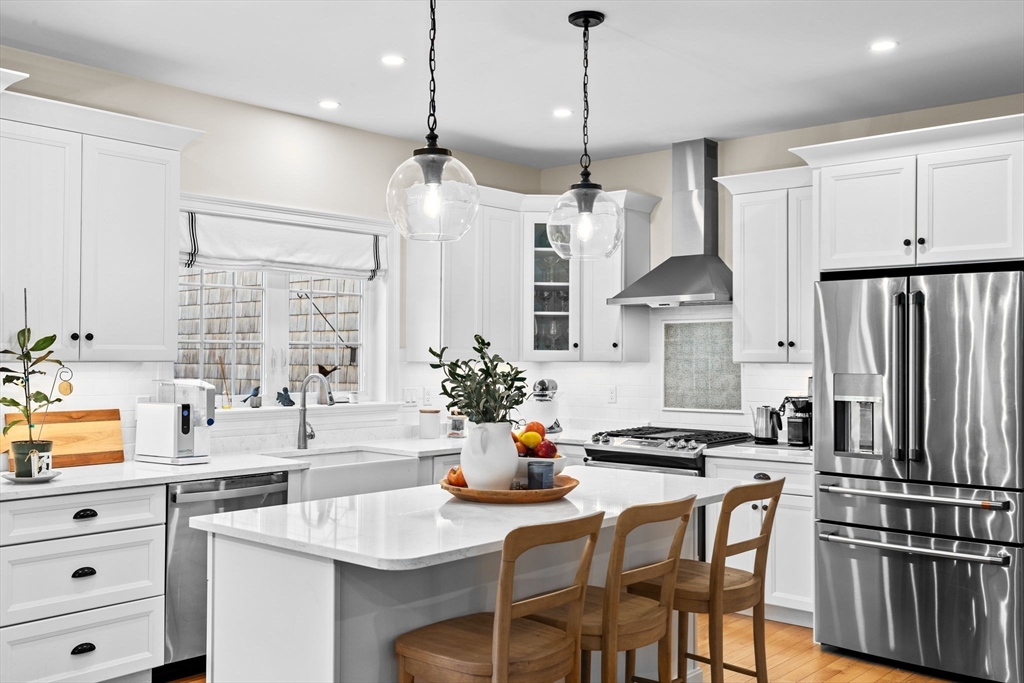 27 Farm Road Plymouth, MA 02360 - Photo 6 of 37 Gallery Image 6