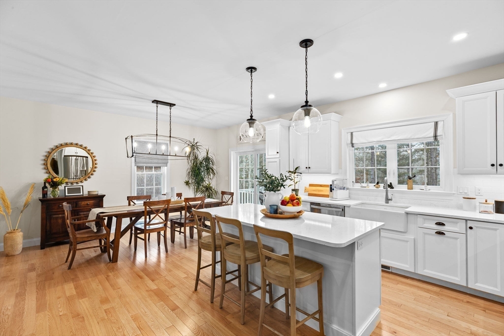 27 Farm Road Plymouth, MA 02360 - Photo 10 of 37 Gallery Image 10