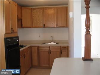 3008 Kent Road Folcroft, PA 19032 - Photo 4 of 6 Kitchen