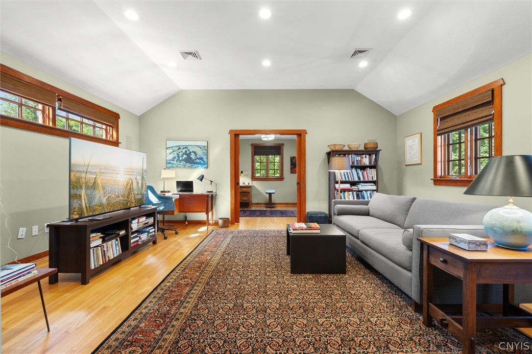 108 Shirley Road Syracuse, NY 13224 - Photo 31 of 50 2nd Floor Great Room / TV Room