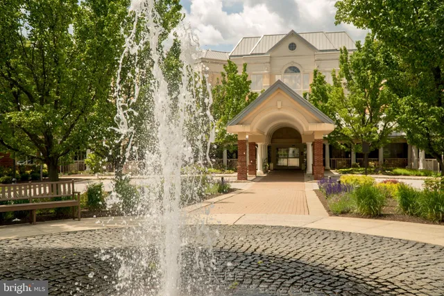 $725,000 | 1 Empress Court, Princeton, NJ 08540