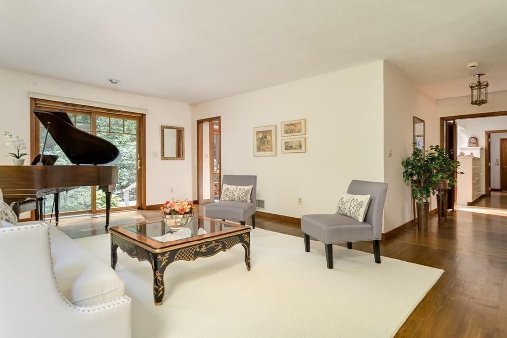 7 Tavern Lane Lexington, MA 02421 - Photo 6 of 35