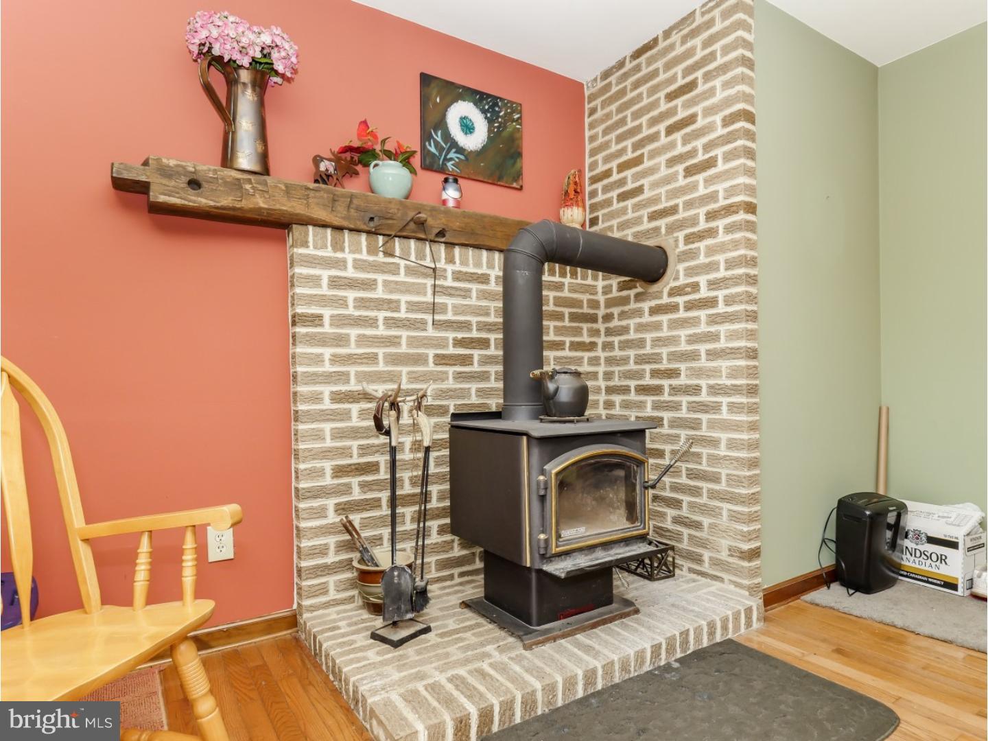 136 Hoffman Road Barto, PA 19504 - Photo 5 of 23 Gallery Image 5