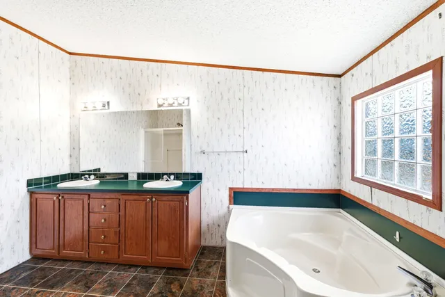 $500,000 | 1437 Heidenreich Lane, Uhland, TX 78640