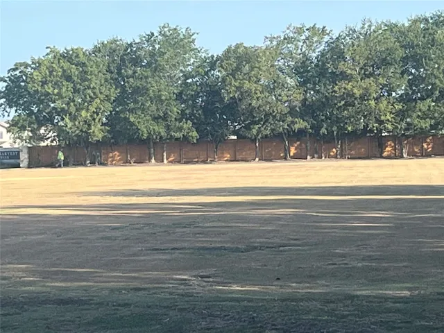 $500,000 | 1437 Heidenreich Lane, Uhland, TX 78640