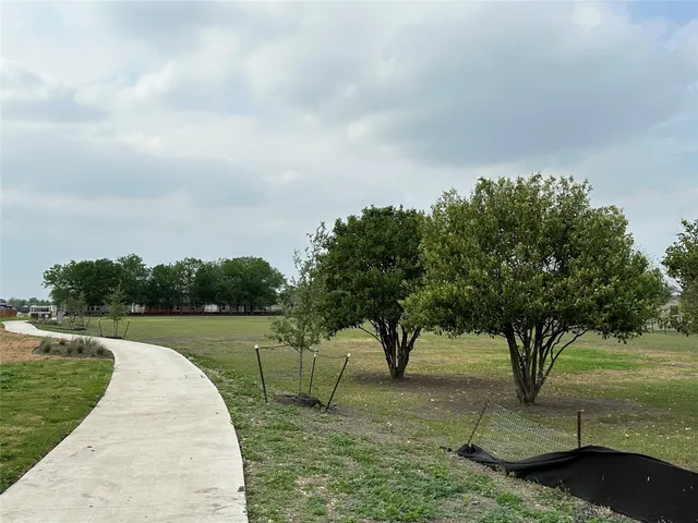 $500,000 | 1437 Heidenreich Lane, Uhland, TX 78640