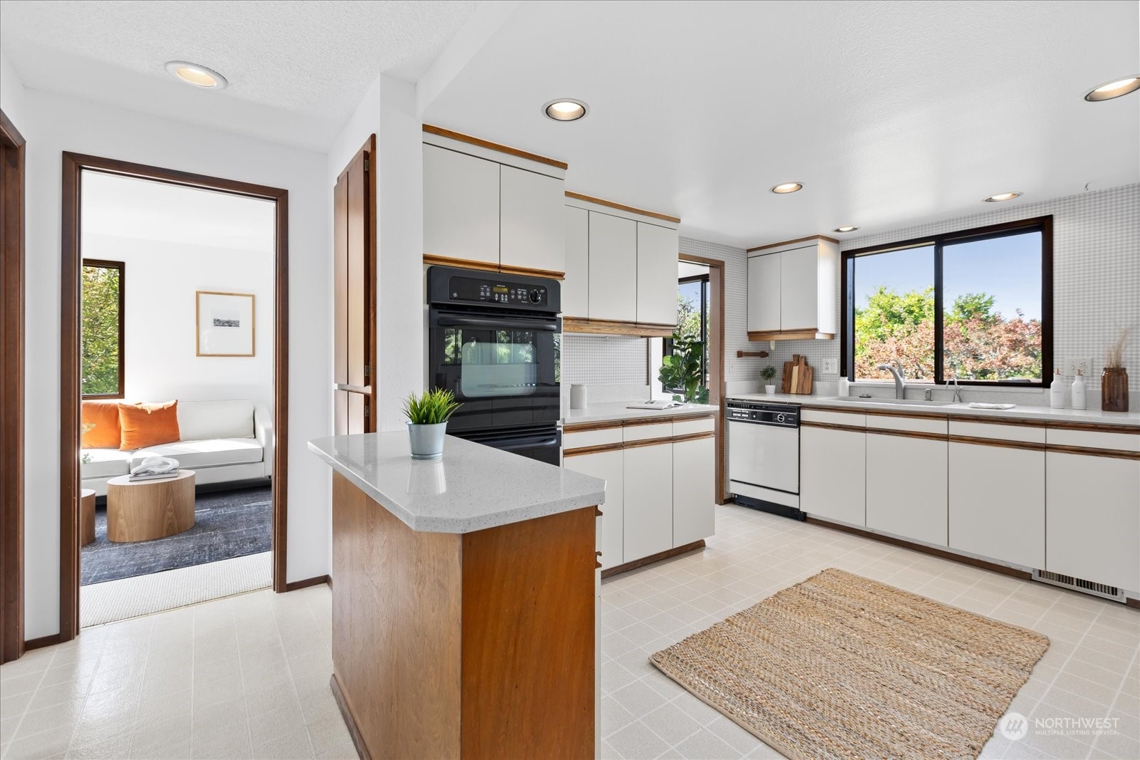 8607 182nd Place Southwest Edmonds, WA 98026 - Photo 11 of 40 Gallery Image 11
