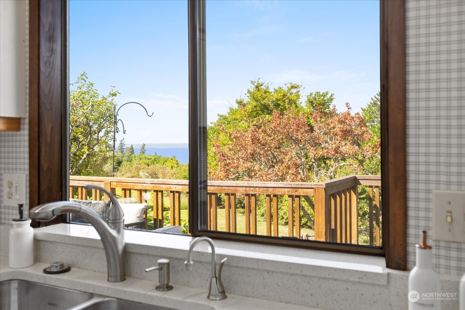 8607 182nd Place Southwest Edmonds, WA 98026 - Photo 16 of 40 Gallery Image 16
