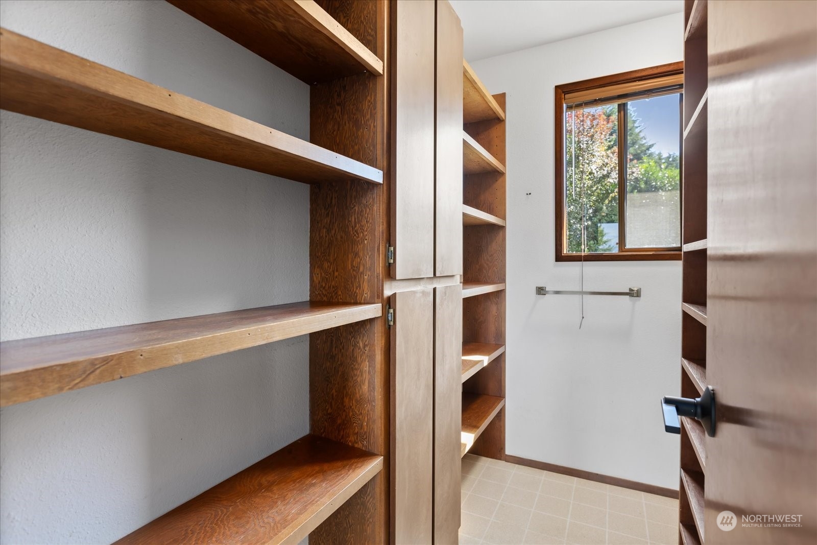8607 182nd Place Southwest Edmonds, WA 98026 - Photo 18 of 40 Gallery Image 18