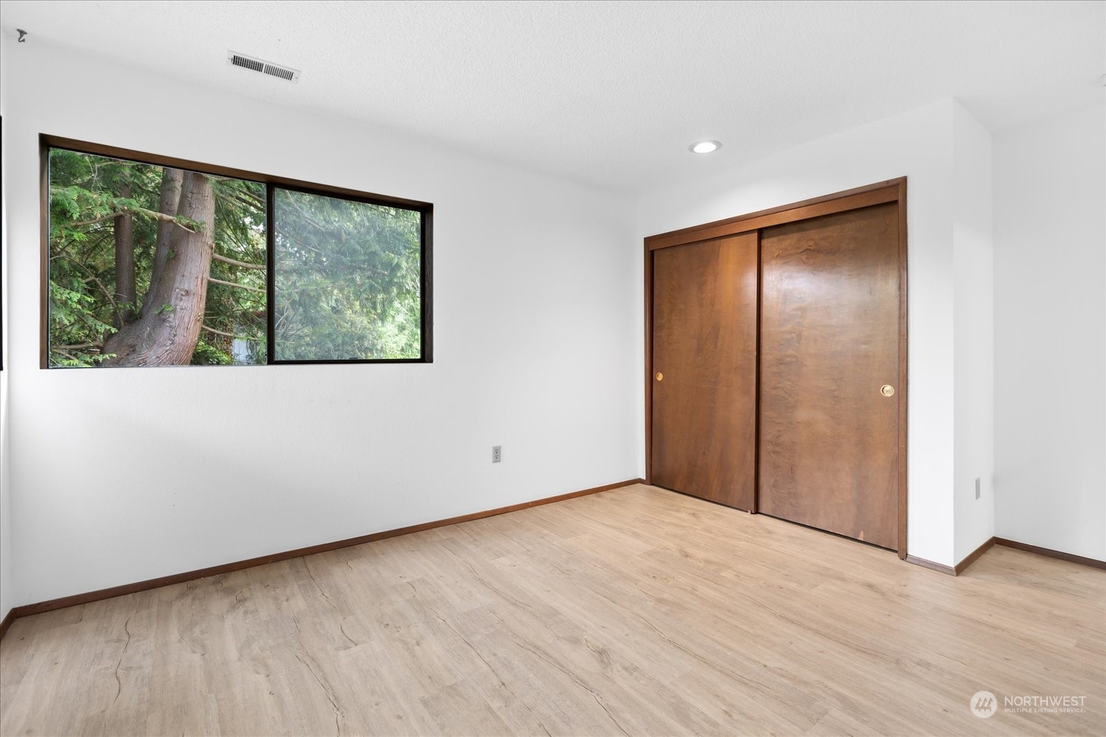 8607 182nd Place Southwest Edmonds, WA 98026 - Photo 34 of 40 Gallery Image 34