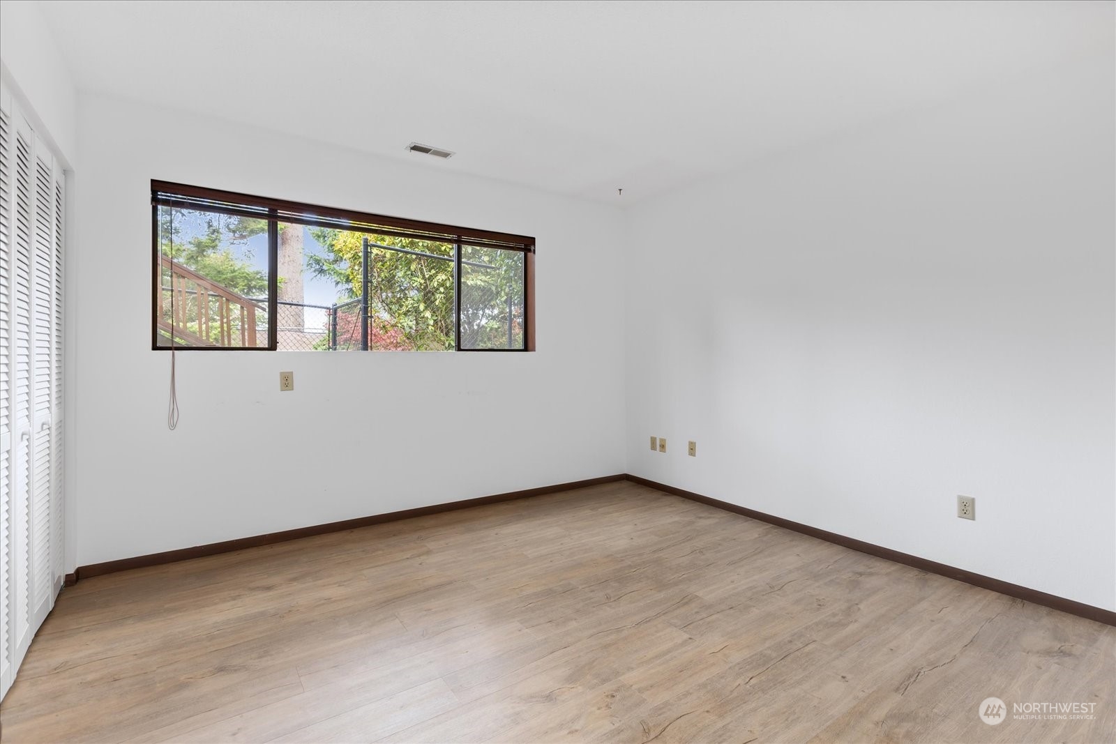 8607 182nd Place Southwest Edmonds, WA 98026 - Photo 35 of 40 Gallery Image 35