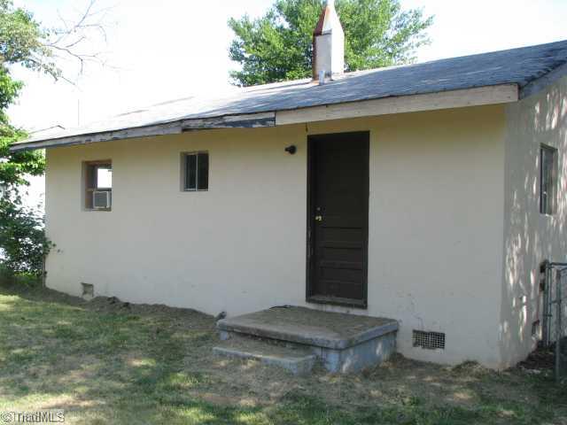 302 Friendly High Point High Point, NC 27260 - Photo 2 of 7 Exterior Back.
