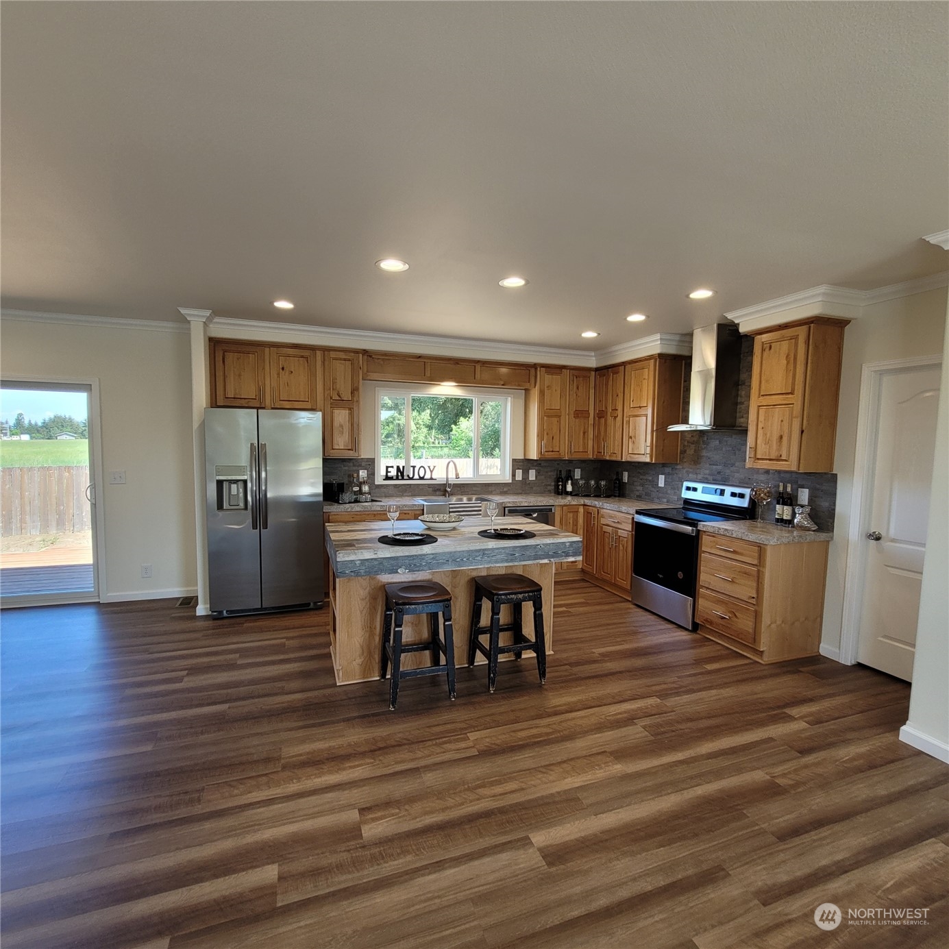 755 River Road Sequim, WA 98382 - Photo 8 of 40 Gallery Image 8