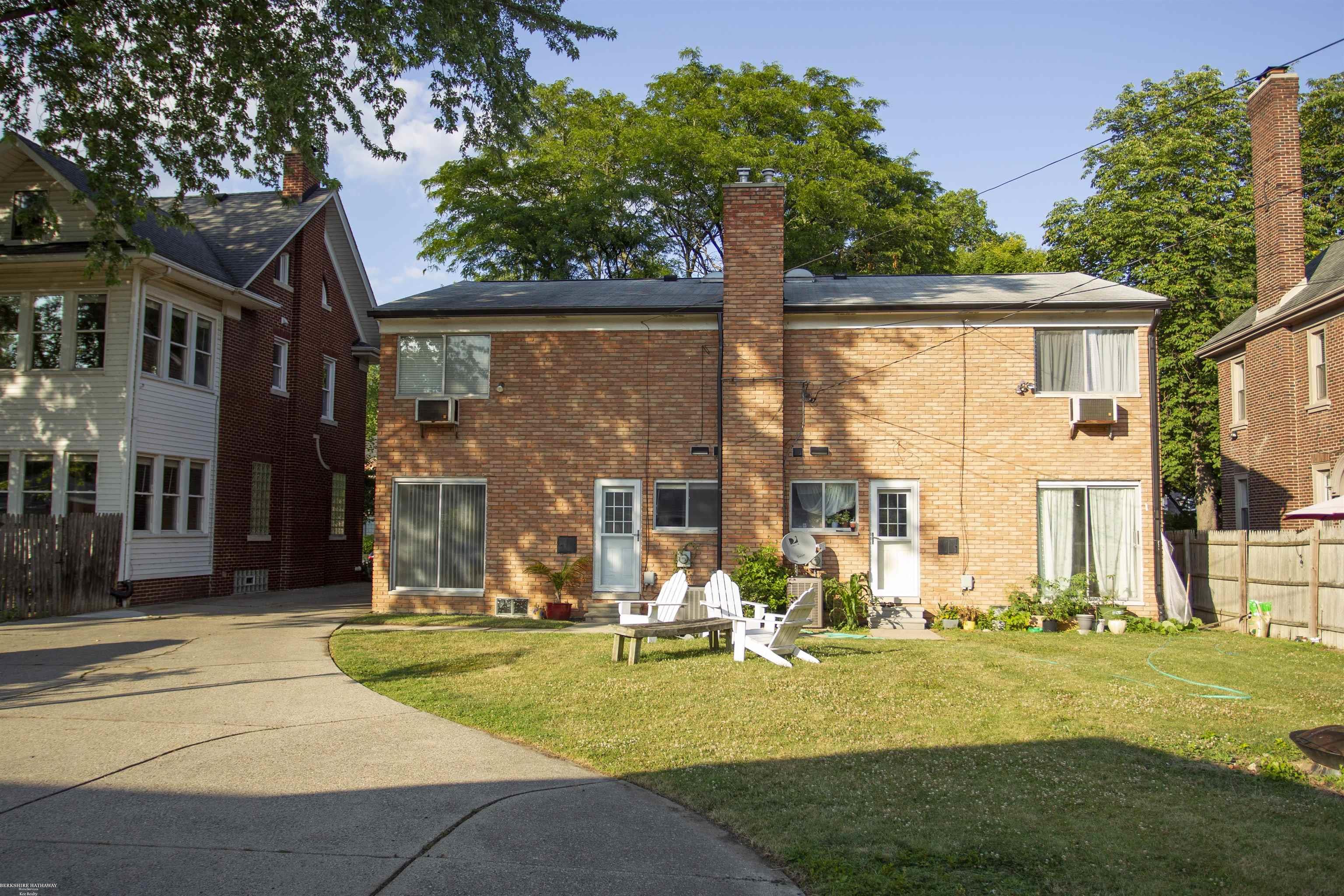 379 Neff Road Grosse Pointe, MI 48230 - Photo 56 of 63 50070950-55.JPG