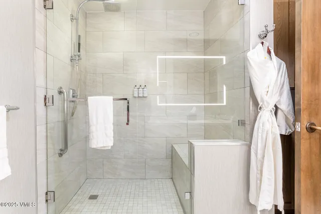 $2,449,000 | 126 Riverfront Lane, Unit 321, Avon, CO 81620