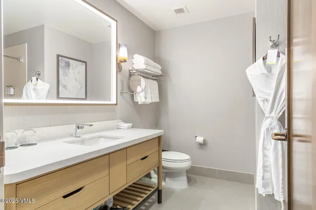 $2,449,000 | 126 Riverfront Lane, Unit 321, Avon, CO 81620