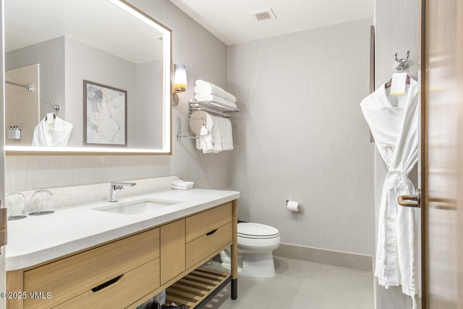 126 Riverfront Lane, Unit 321 Avon, CO 81620 - Photo 16 of 24 Westin 321 MLS-6