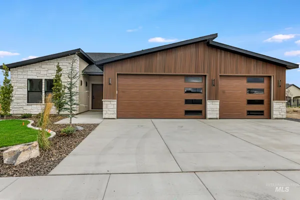 $655,000 | 561 Canyon Crest Drive, Twin Falls, ID 83301