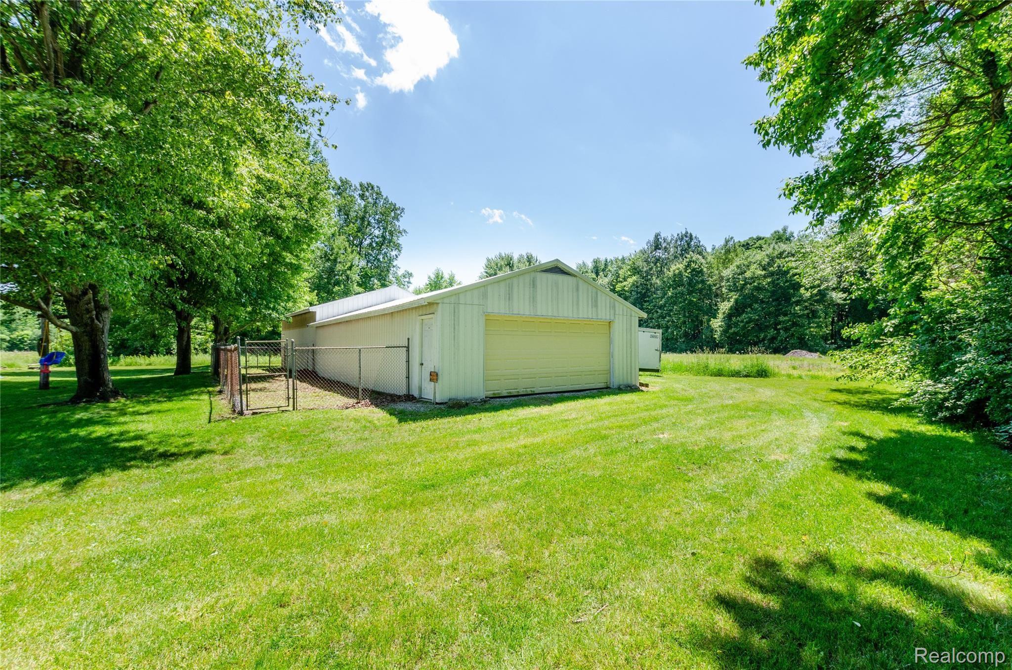 23620 Karr Road Belleville, MI 48111 - Photo 22 of 29 EX- 23620 Karr Road -0263.jpg