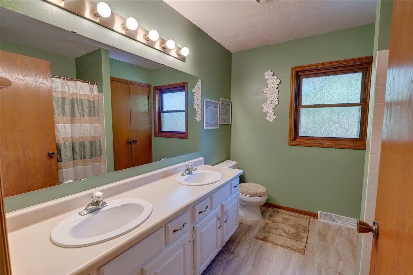 5722 Nutone Street Fitchburg, WI 53711 - Photo 40 of 63