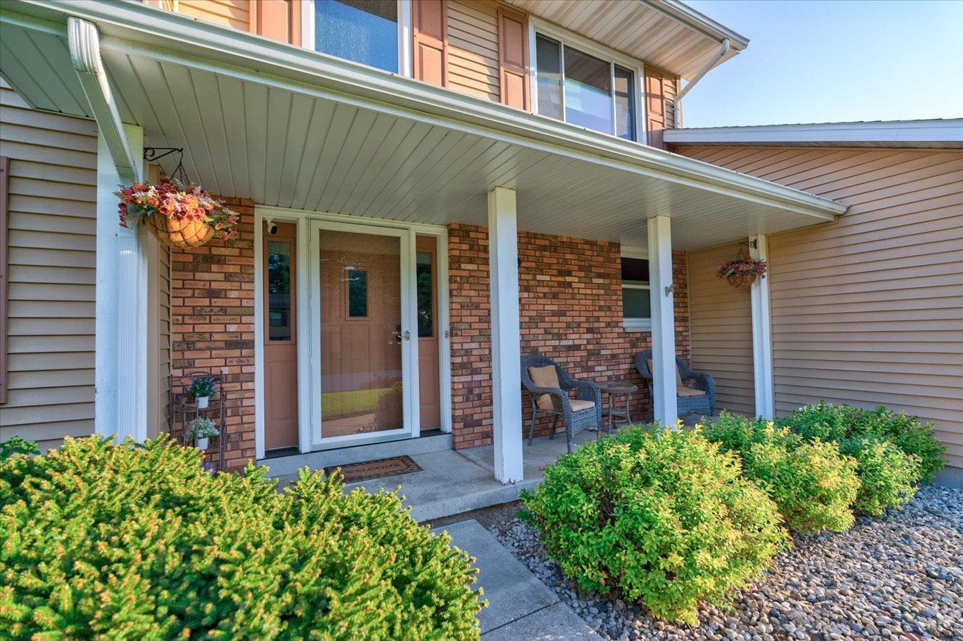 5722 Nutone Street Fitchburg, WI 53711 - Photo 10 of 63