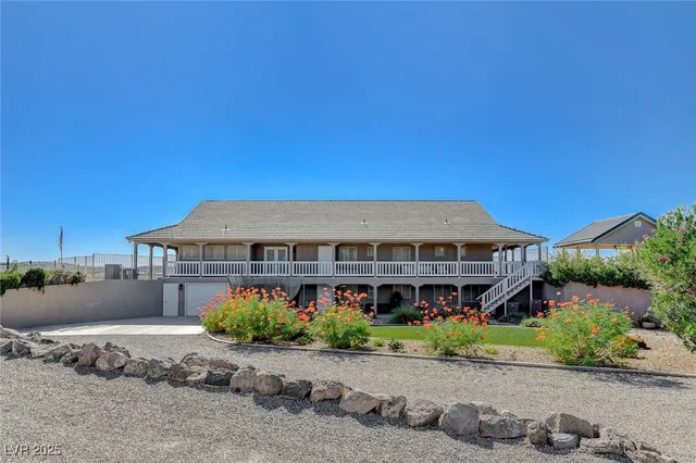 $1,025,000 | 985 Hinckley Avenue, Logandale, NV 89021