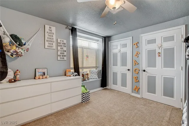 $1,025,000 | 985 Hinckley Avenue, Logandale, NV 89021