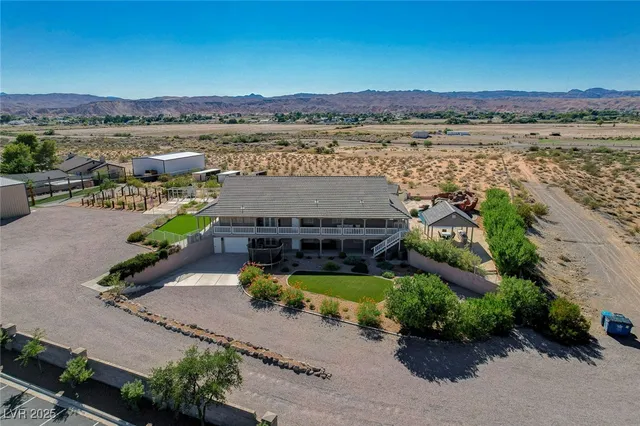 $1,025,000 | 985 Hinckley Avenue, Logandale, NV 89021