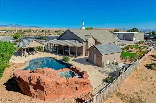 $1,025,000 | 985 Hinckley Avenue, Logandale, NV 89021
