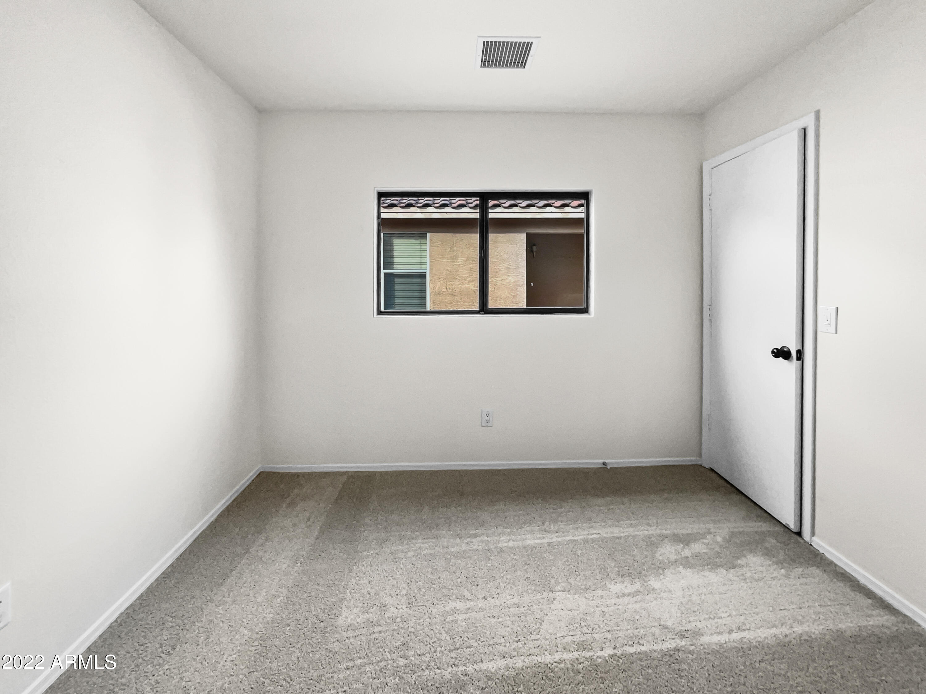 3015 West Red Fox Road Phoenix, AZ 85083 - Photo 12 of 21 photo_12