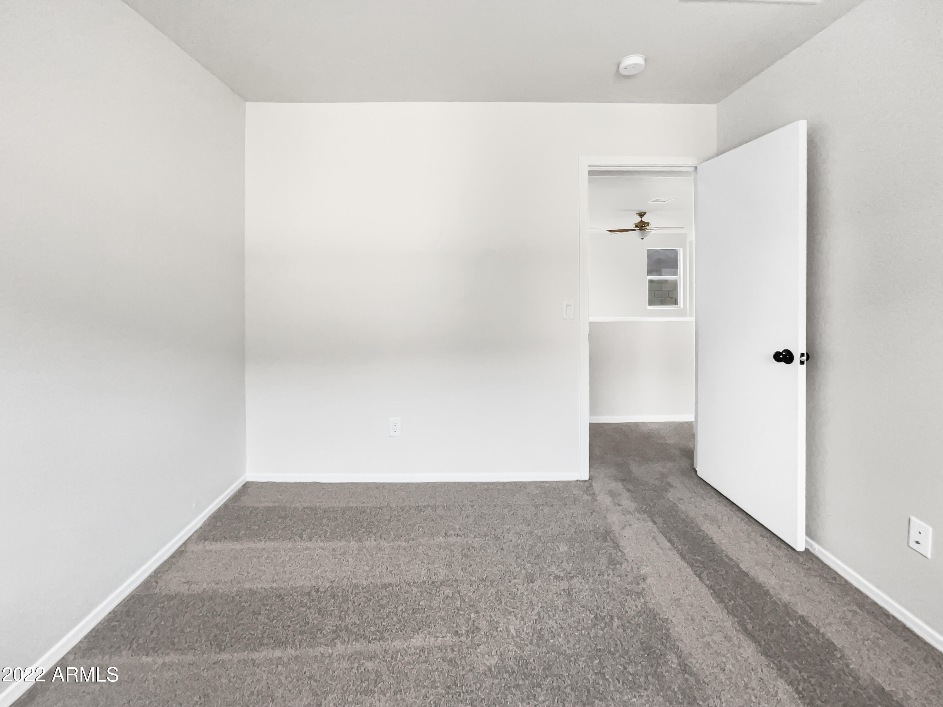 3015 West Red Fox Road Phoenix, AZ 85083 - Photo 13 of 21 photo_13
