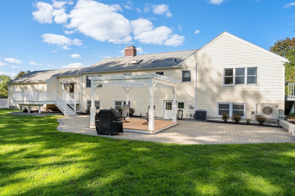 13 Pinecrest Road Andover, MA 01810 - Photo 32 of 40