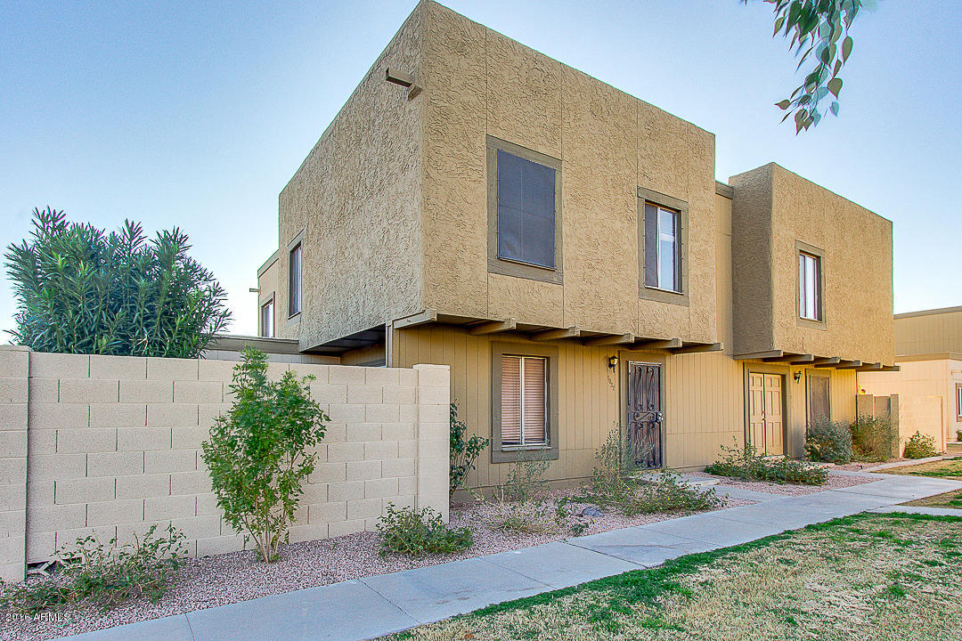 1027 East Redfield Road Tempe, AZ 85283 - Photo 2 of 18 Redfield-02
