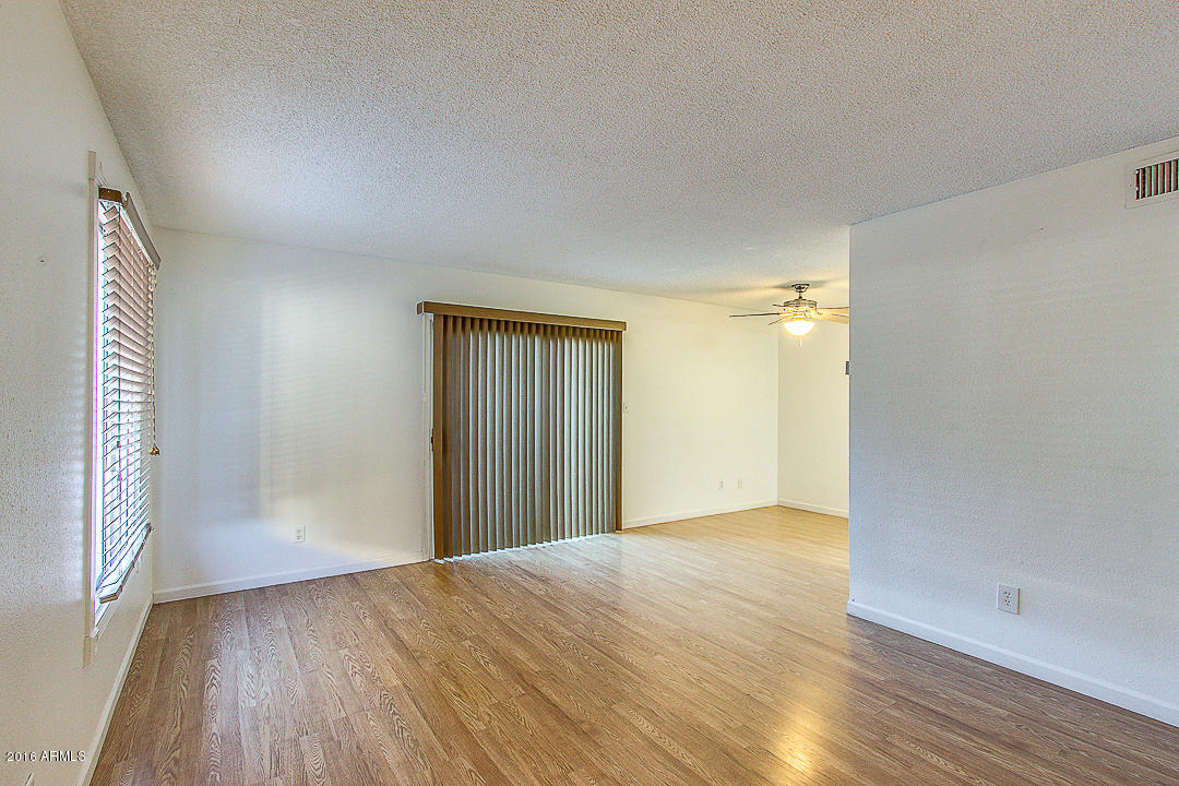 1027 East Redfield Road Tempe, AZ 85283 - Photo 4 of 18 Redfield-04