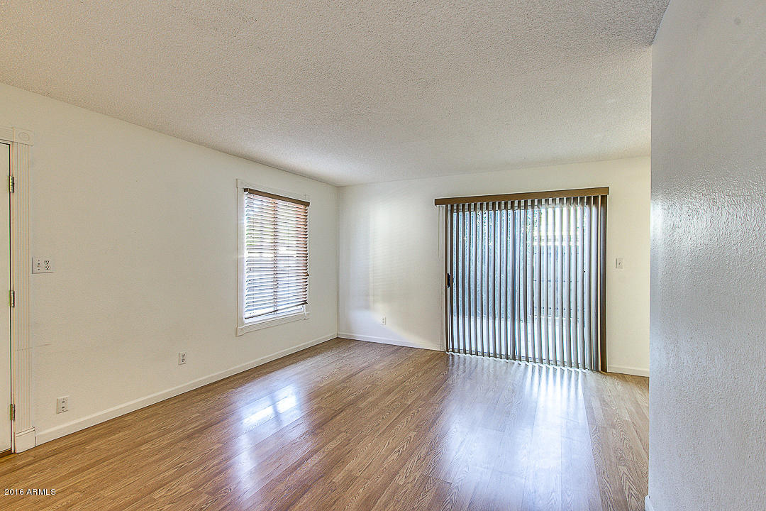 1027 East Redfield Road Tempe, AZ 85283 - Photo 5 of 18 Redfield-05
