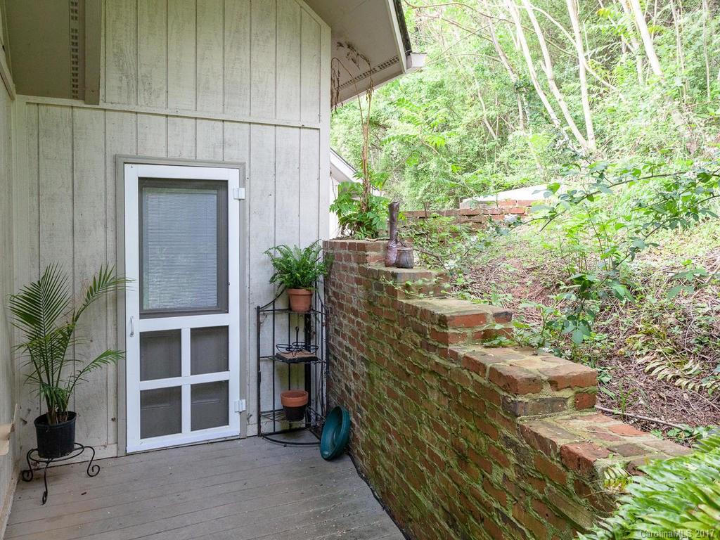 2 Lookout Road Asheville, NC 28804 - Photo 19 of 24 Gallery Image 19