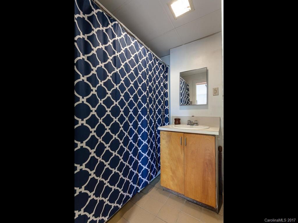 2 Lookout Road Asheville, NC 28804 - Photo 20 of 24 Gallery Image 20