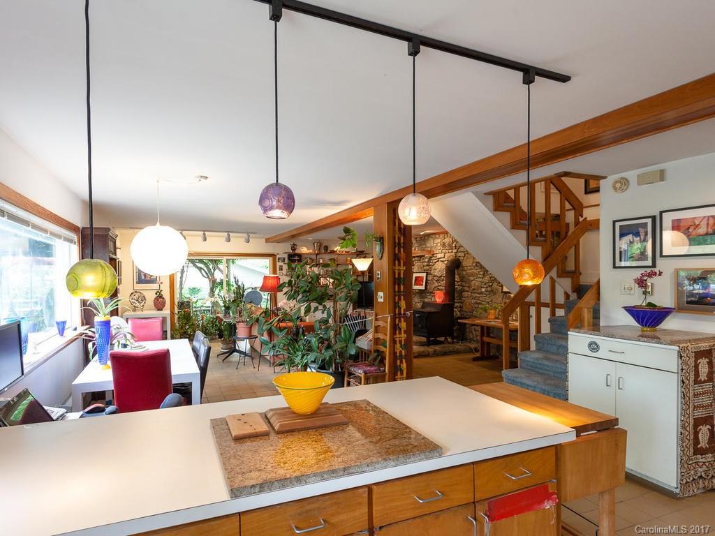 2 Lookout Road Asheville, NC 28804 - Photo 8 of 24 Gallery Image 8