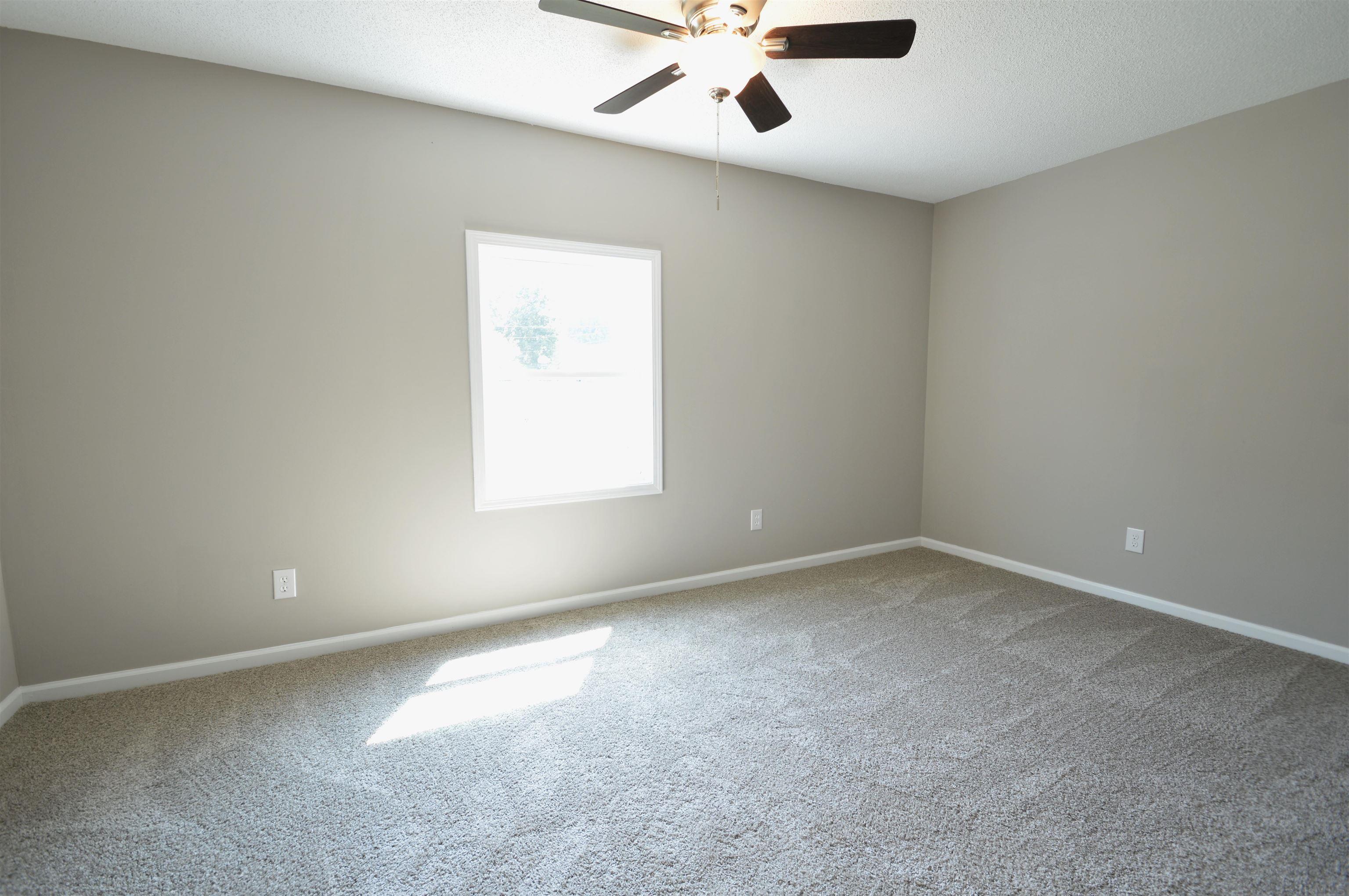 999 Riverside Drive Huntington, IN 46750 - Photo 14 of 19 Gallery Image 14