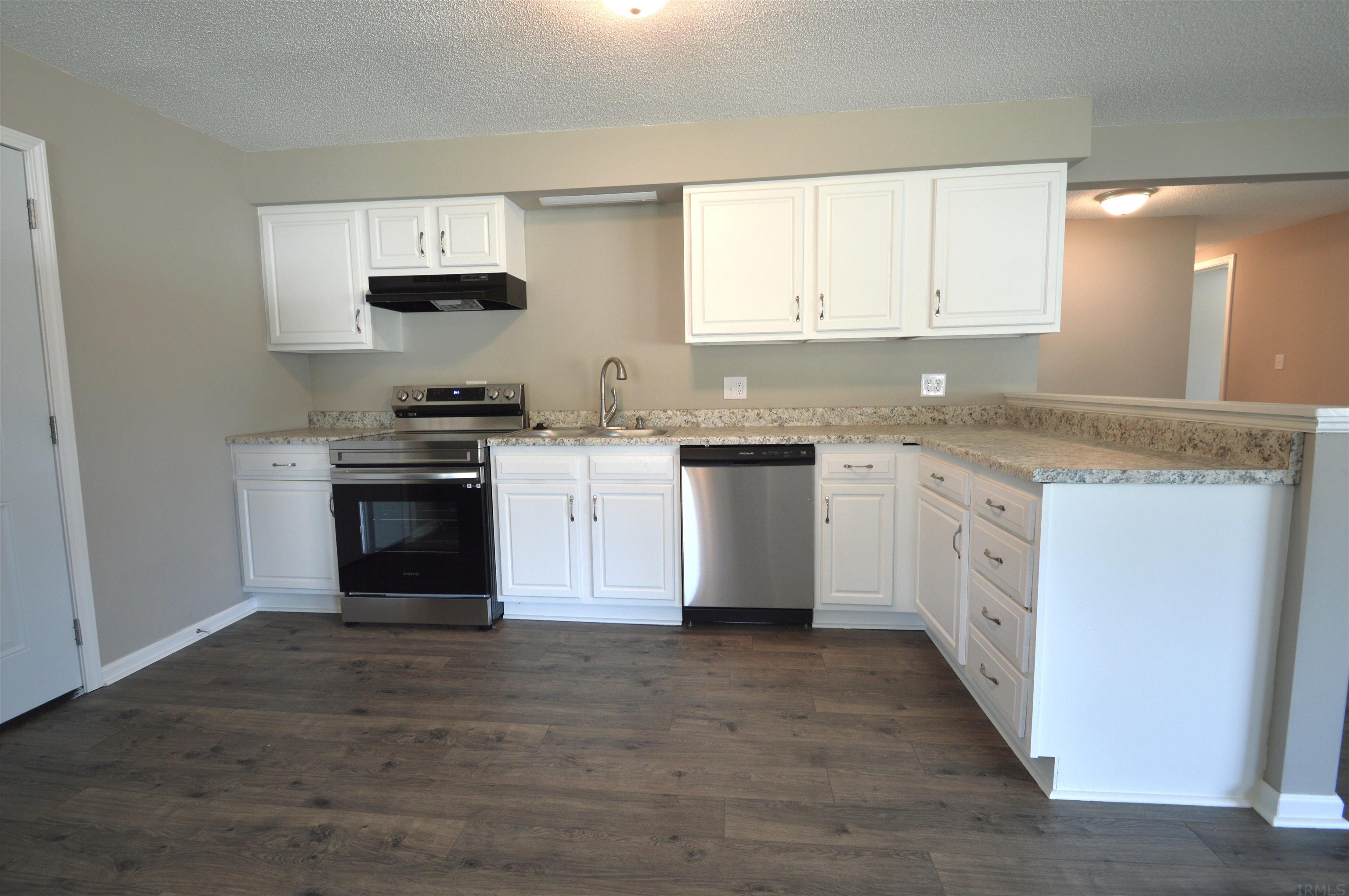 999 Riverside Drive Huntington, IN 46750 - Photo 18 of 19 Gallery Image 18