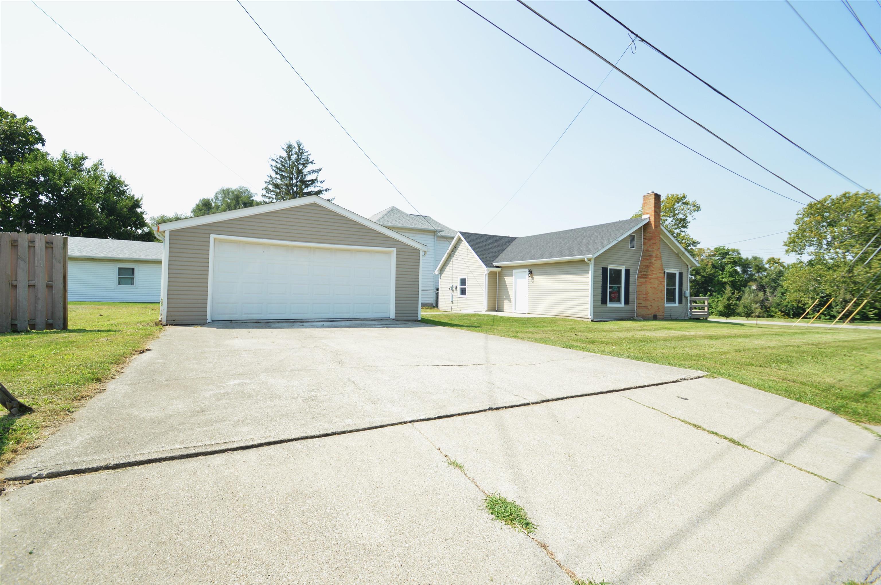 999 Riverside Drive Huntington, IN 46750 - Photo 19 of 19 Gallery Image 19