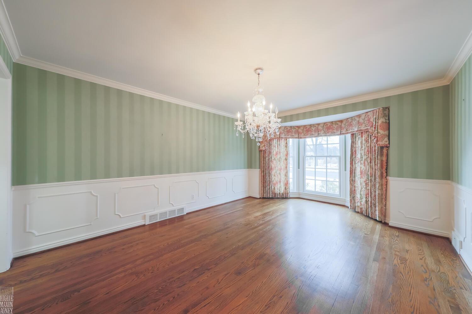 206 Stephens Road Grosse Pointe, MI 48236 - Photo 11 of 44