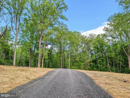 $230,000 | 3964 Hidden Valley Lane, Linden, VA 22642