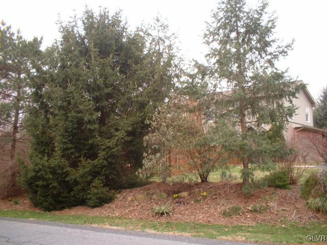 3678 Hickory Hill Road Bethlehem, PA 18015 - Photo 12 of 37 Gallery Image 12