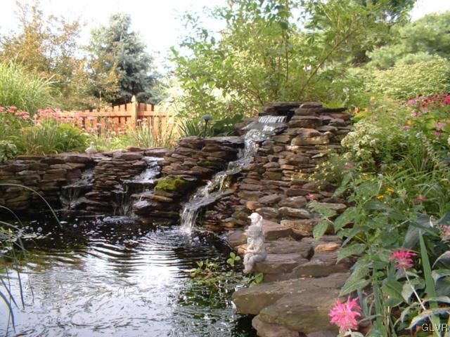 3678 Hickory Hill Road Bethlehem, PA 18015 - Photo 32 of 37 Gallery Image 32