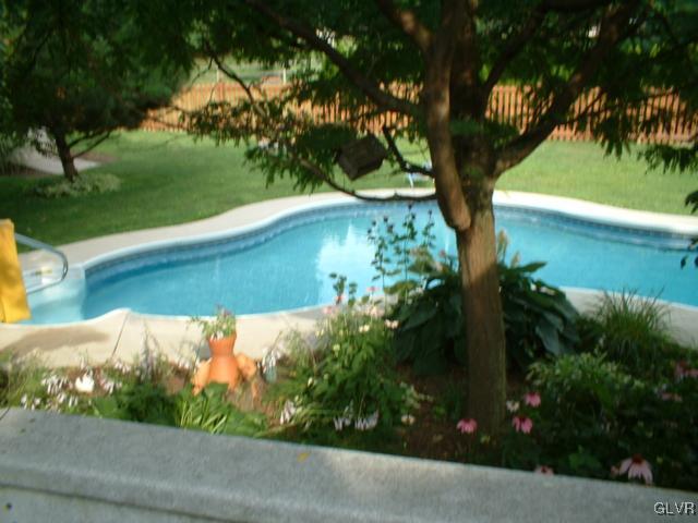 3678 Hickory Hill Road Bethlehem, PA 18015 - Photo 35 of 37 Gallery Image 35