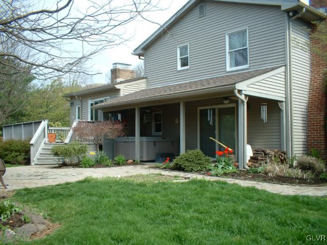 3678 Hickory Hill Road Bethlehem, PA 18015 - Photo 9 of 37 Gallery Image 9