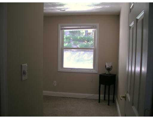 8 Donna Road Chelmsford, MA 01824 - Photo 13 of 21 Gallery Image 13
