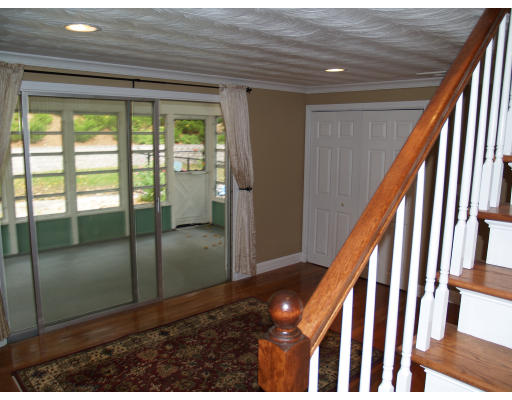8 Donna Road Chelmsford, MA 01824 - Photo 19 of 21 Gallery Image 19